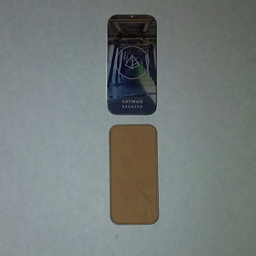 Maskcara Beauty Cayman Bronzer